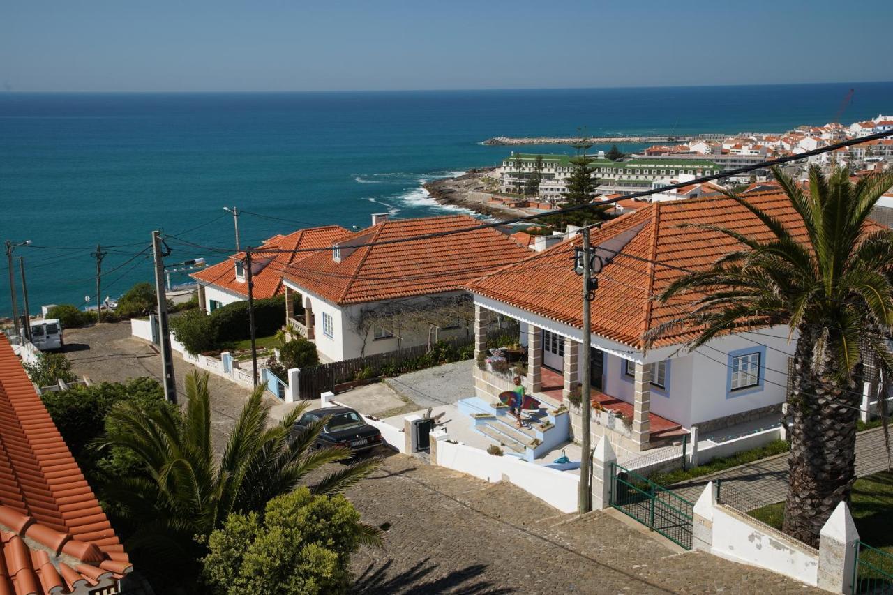 Chill In Ericeira Surf House Hostel Ngoại thất bức ảnh