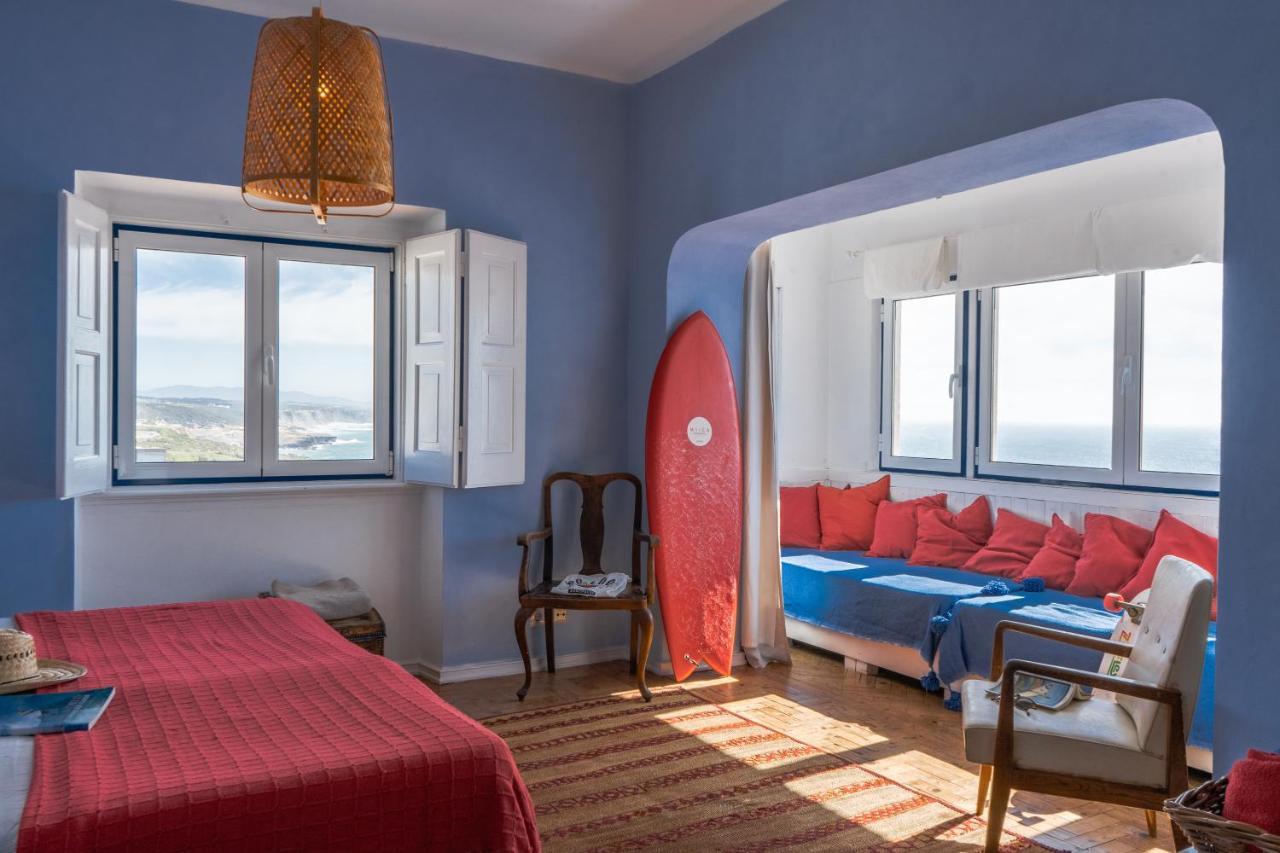 Chill In Ericeira Surf House Hostel Ngoại thất bức ảnh