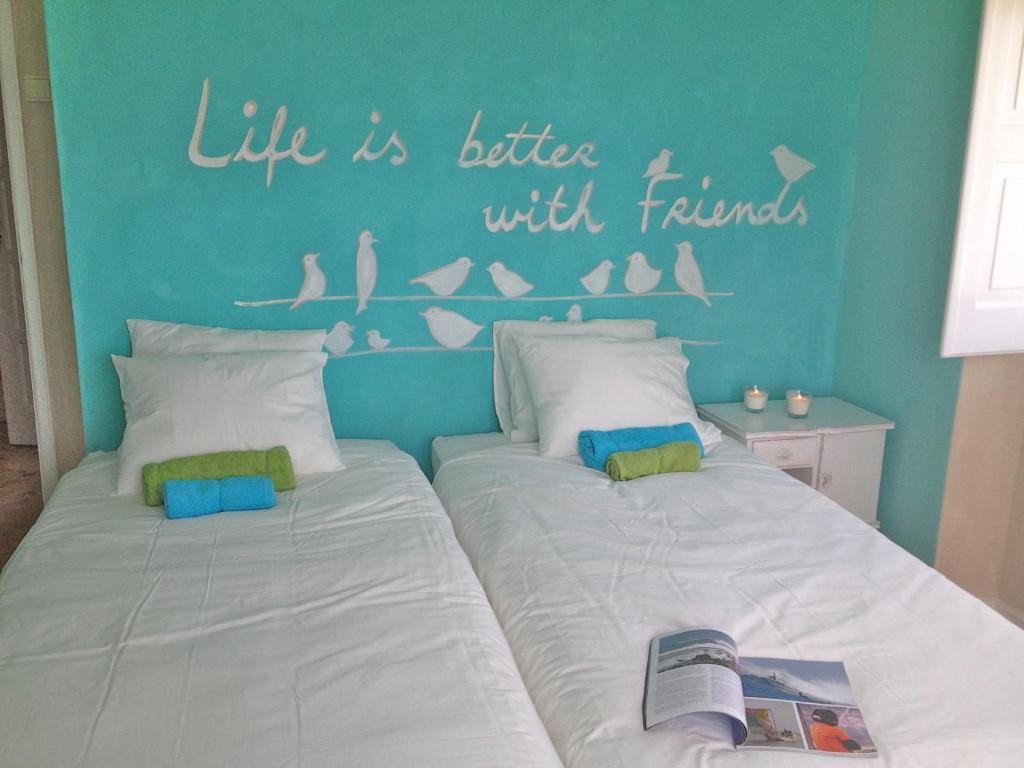 Chill In Ericeira Surf House Hostel Phòng bức ảnh