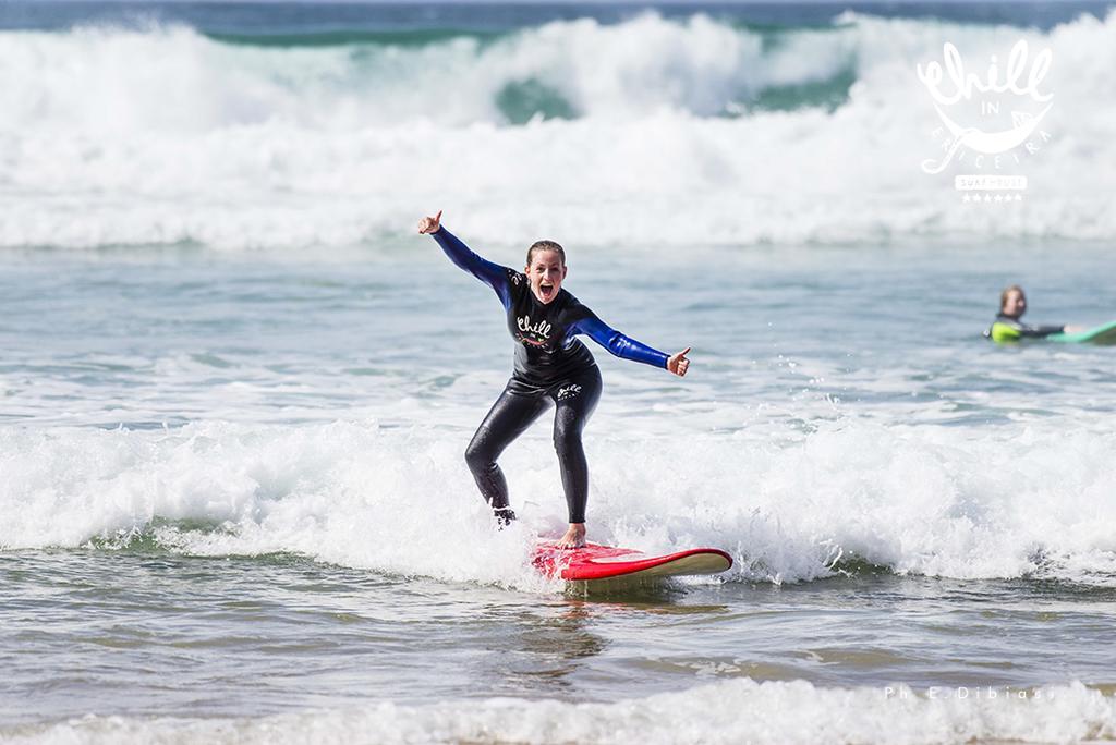 Chill In Ericeira Surf House Hostel Ngoại thất bức ảnh